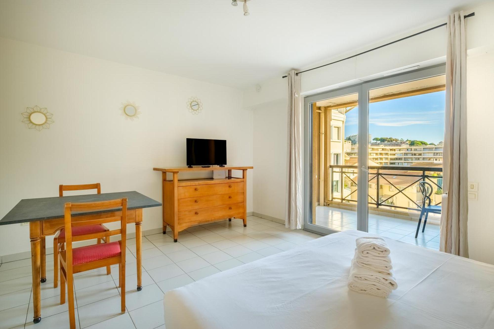 Residhotel Villa Maupassant Cannes Extérieur photo