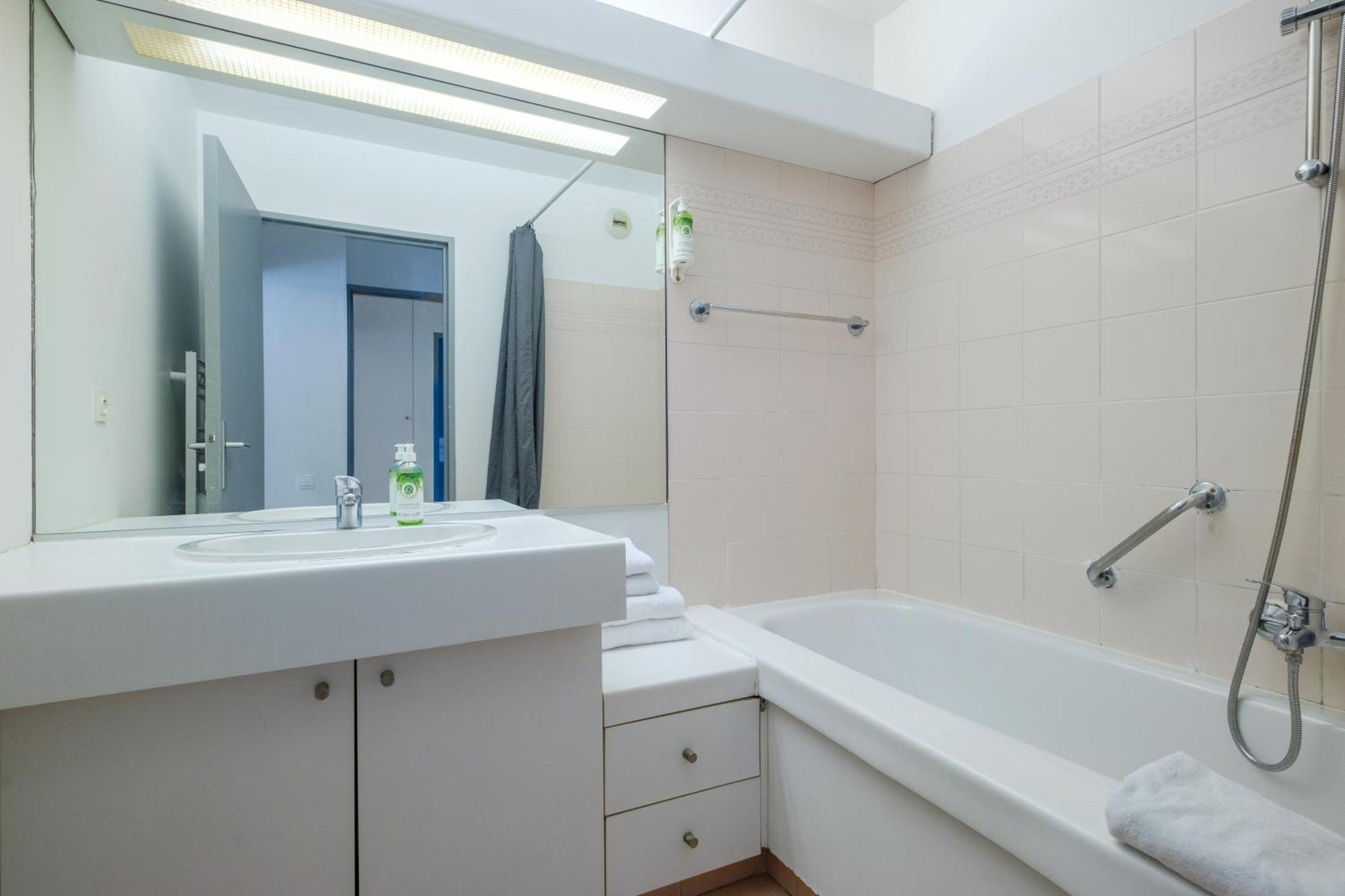 Residhotel Villa Maupassant Cannes Extérieur photo