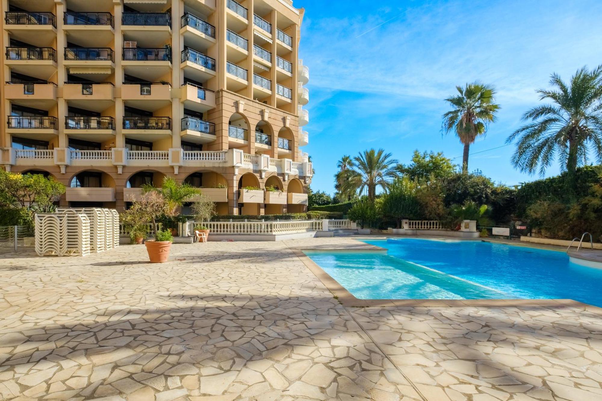 Residhotel Villa Maupassant Cannes Extérieur photo