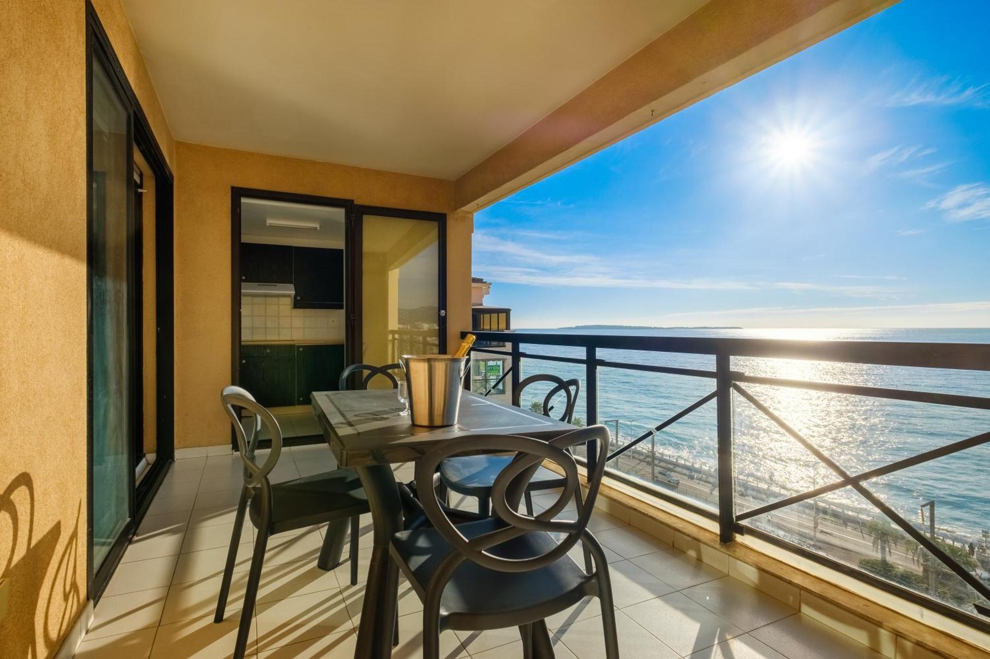 Residhotel Villa Maupassant Cannes Extérieur photo
